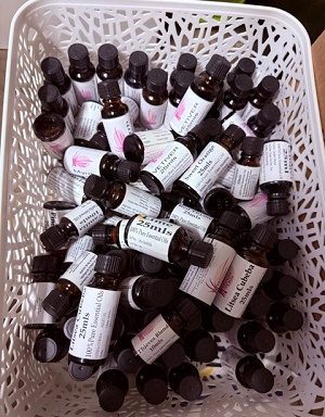 10ml 25ml ASSORTED ESSENTIAL OILS